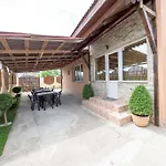 Pensión Vila Jun