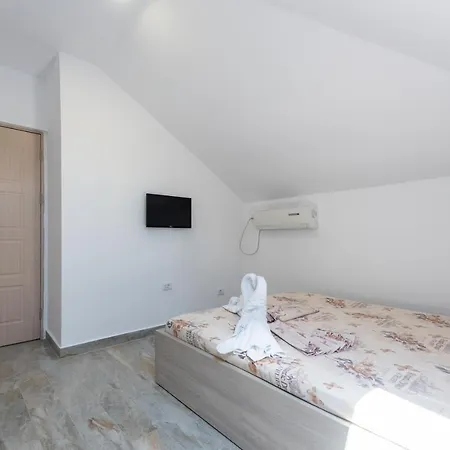 Guest house Vila Jun