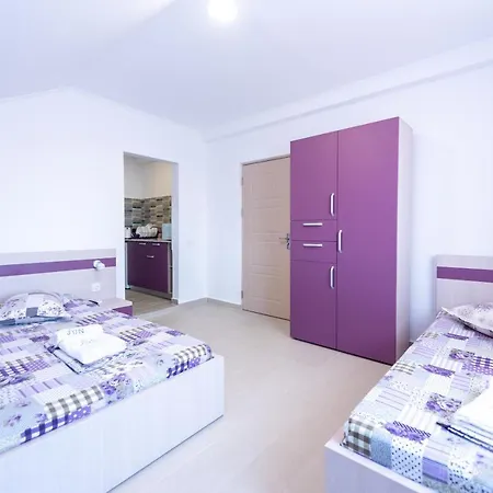 Vila Jun Guest house *