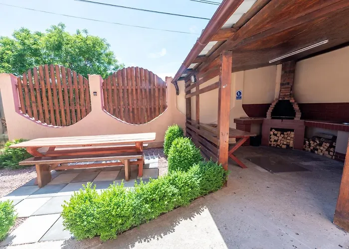 بيت ضيافة Vila Jun 3*