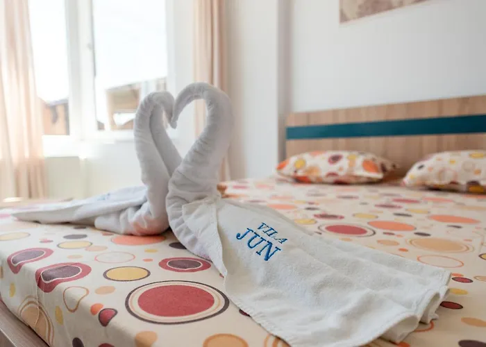 Vila Jun بيت ضيافة إيفوري نورد