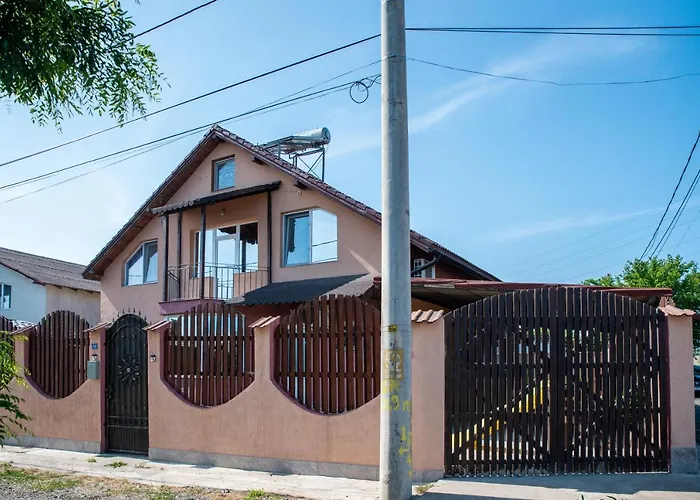 Vila Jun بيت ضيافة إيفوري نورد