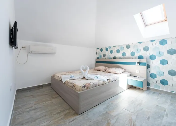 Vila Jun بيت ضيافة