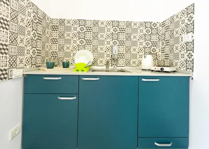 Vila Jun 3* إيفوري نورد